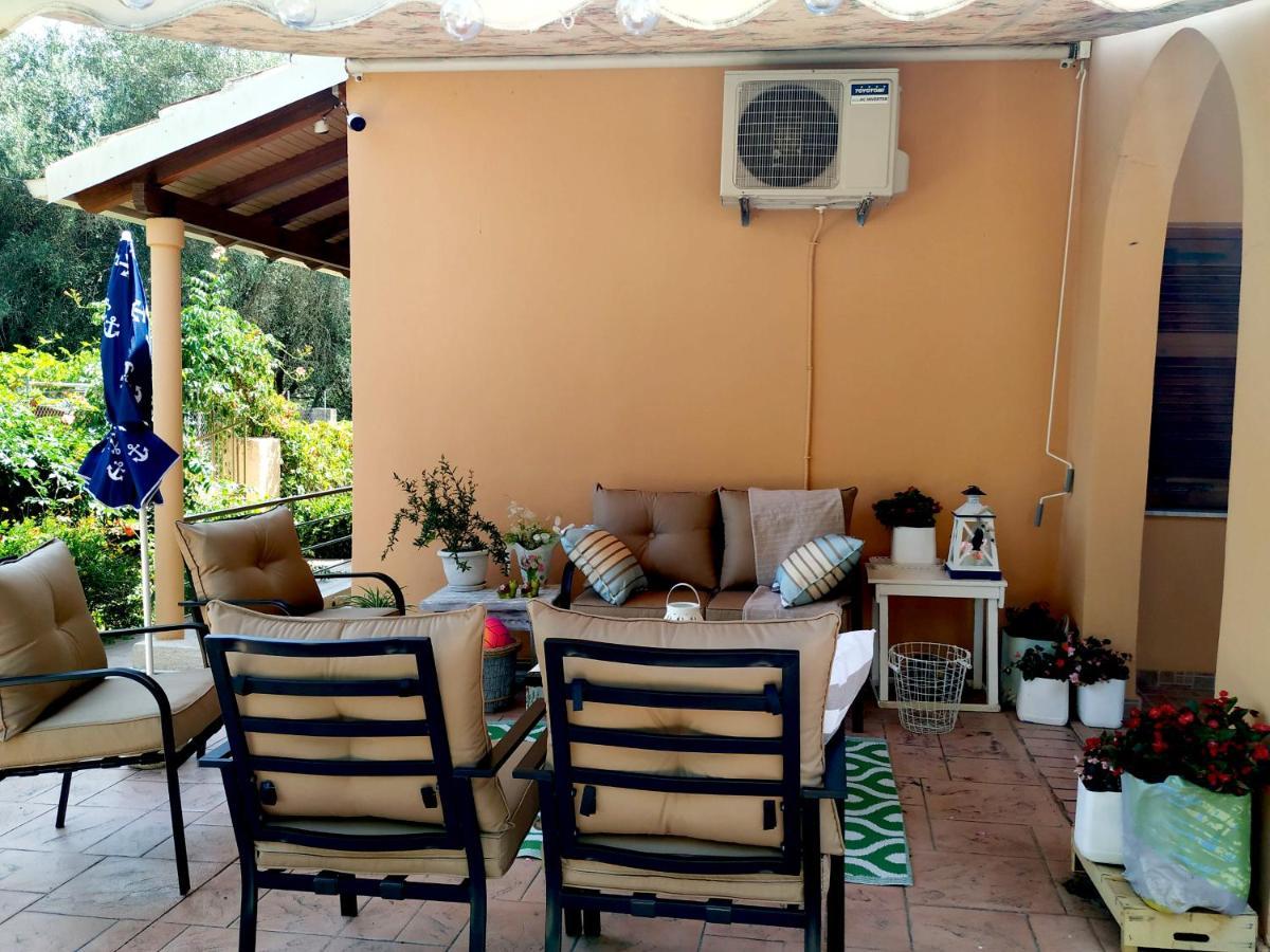 Family Holiday Apartment With Garden & Bbq Velonádesz Kültér fotó