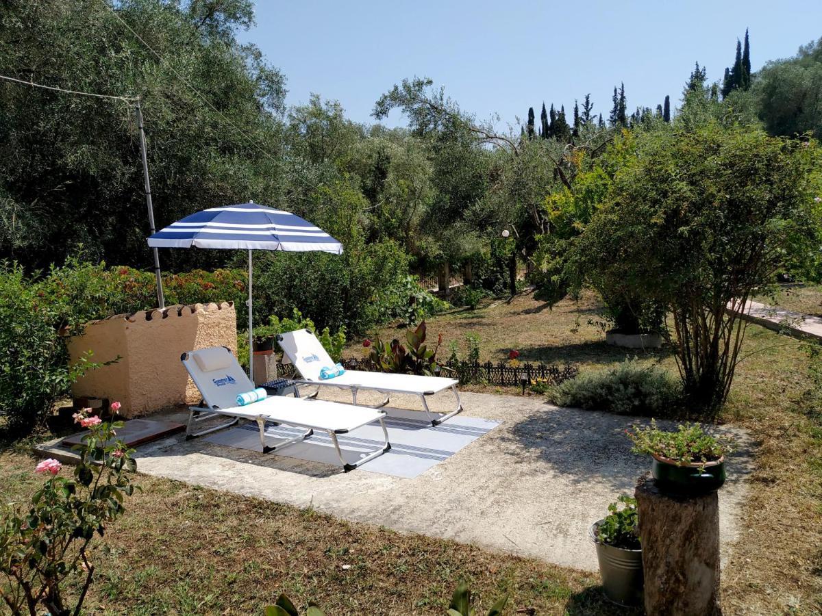 Family Holiday Apartment With Garden & Bbq Velonádesz Kültér fotó