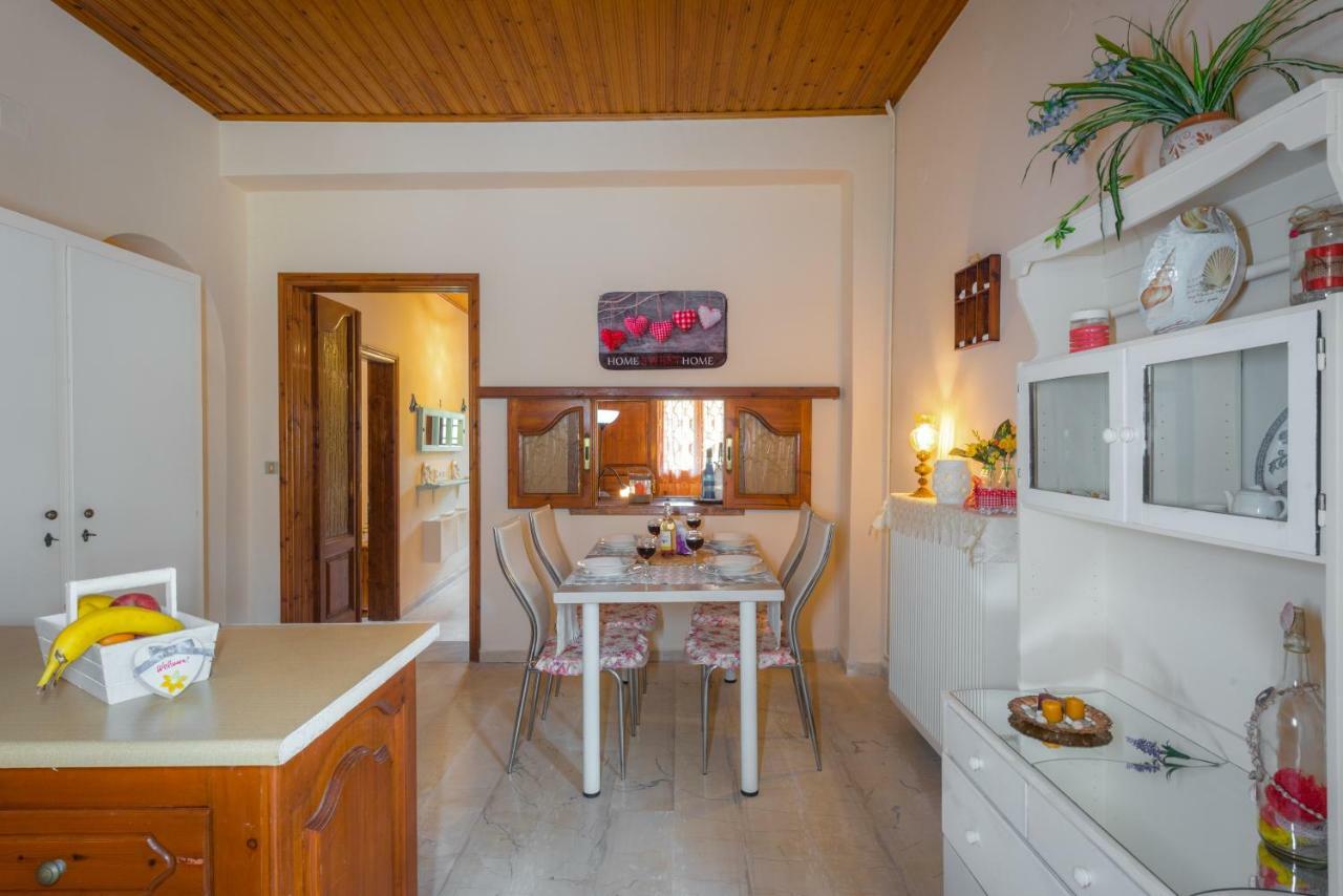 Family Holiday Apartment With Garden & Bbq Velonádesz Kültér fotó