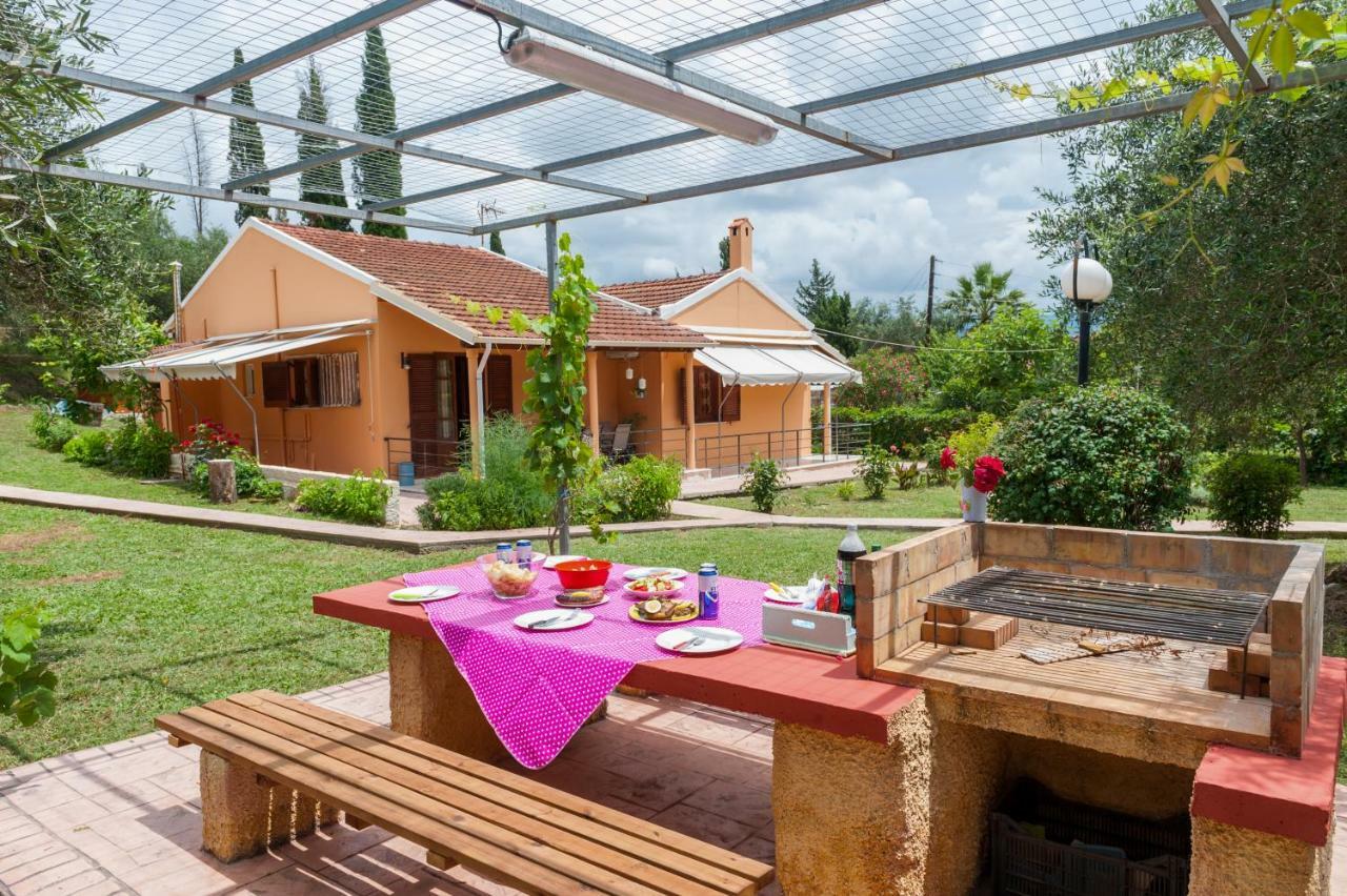 Family Holiday Apartment With Garden & Bbq Velonádesz Kültér fotó